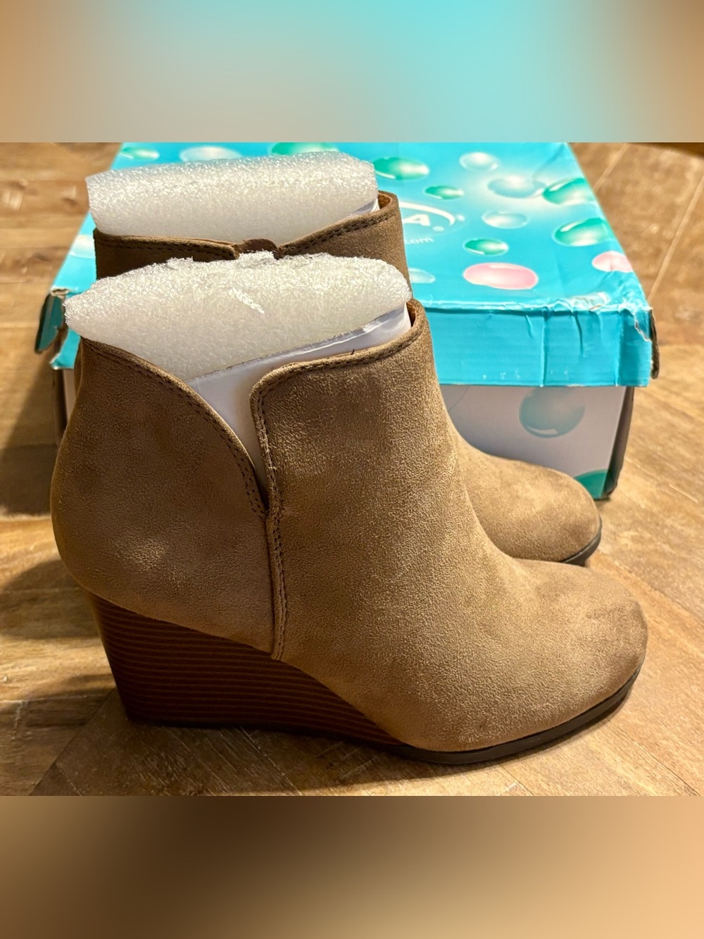 NEW IN BOX by Soda - Brown/Taupe Wedge Ankle Booties with Side Zipper - Picture 4 of 16